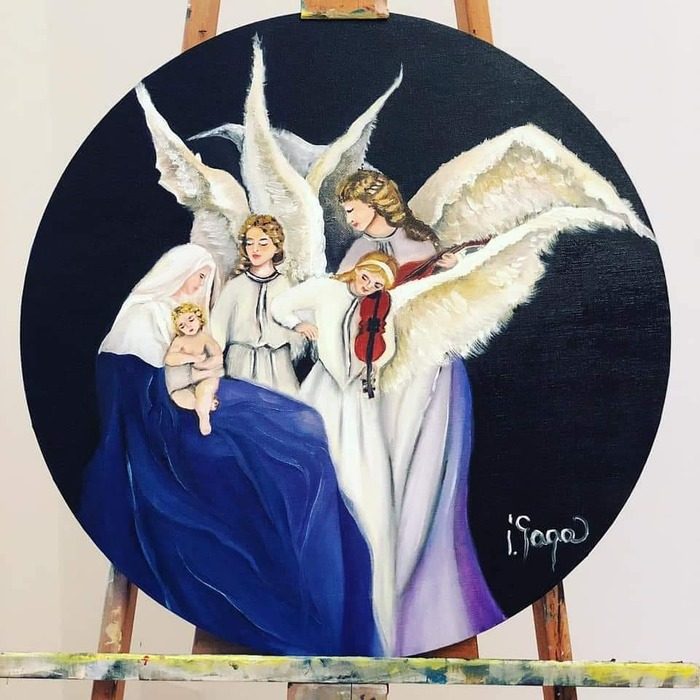 mama cu pruncul mother with child